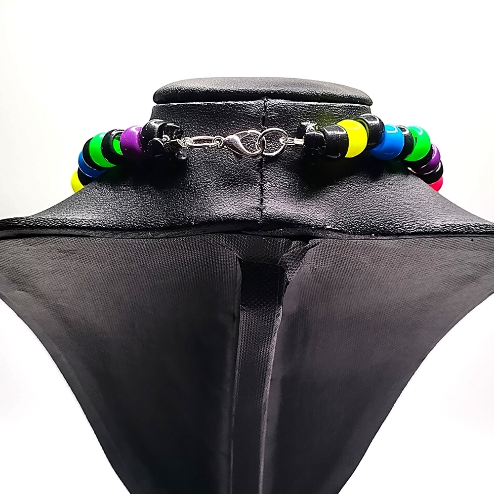 GLOW NECKLACE - Picture 7 of 16